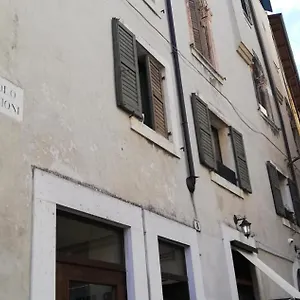 Il Panorama Di Giulietta , Verona Italia
